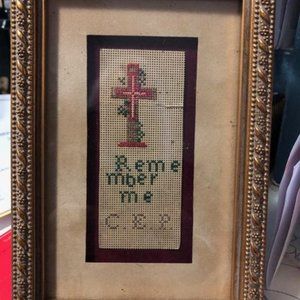 VINTAGE VICTORIAN FRAMED BOOK MARK